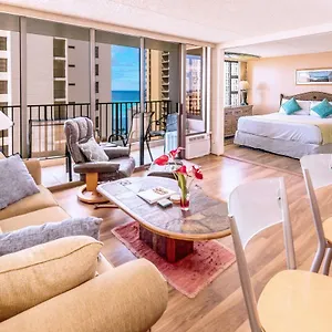 Tropical Escape, Ocean Views With Parking , Honolulu United States