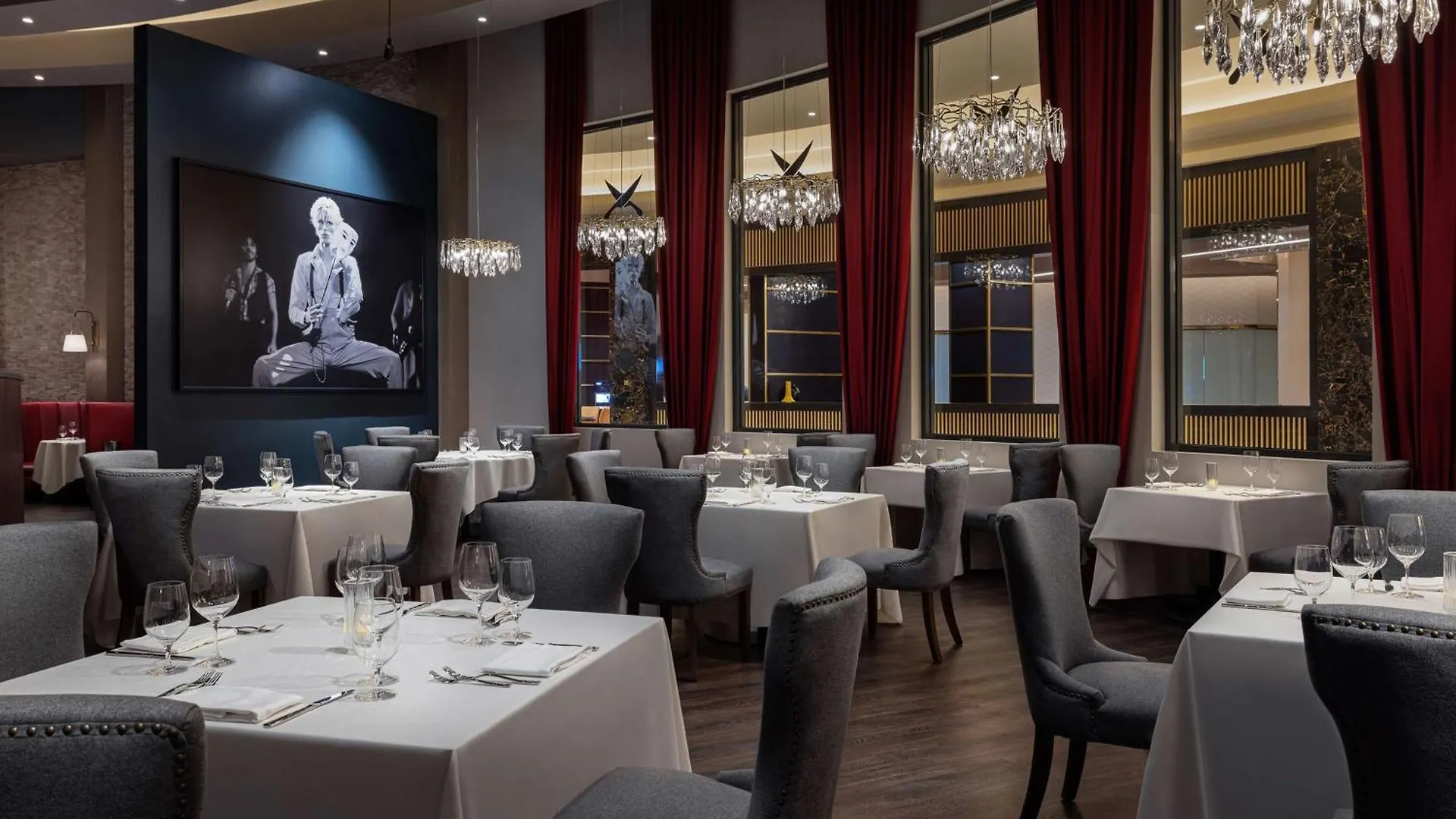 Conrad Las Vegas At Resorts World 5*,  ABD